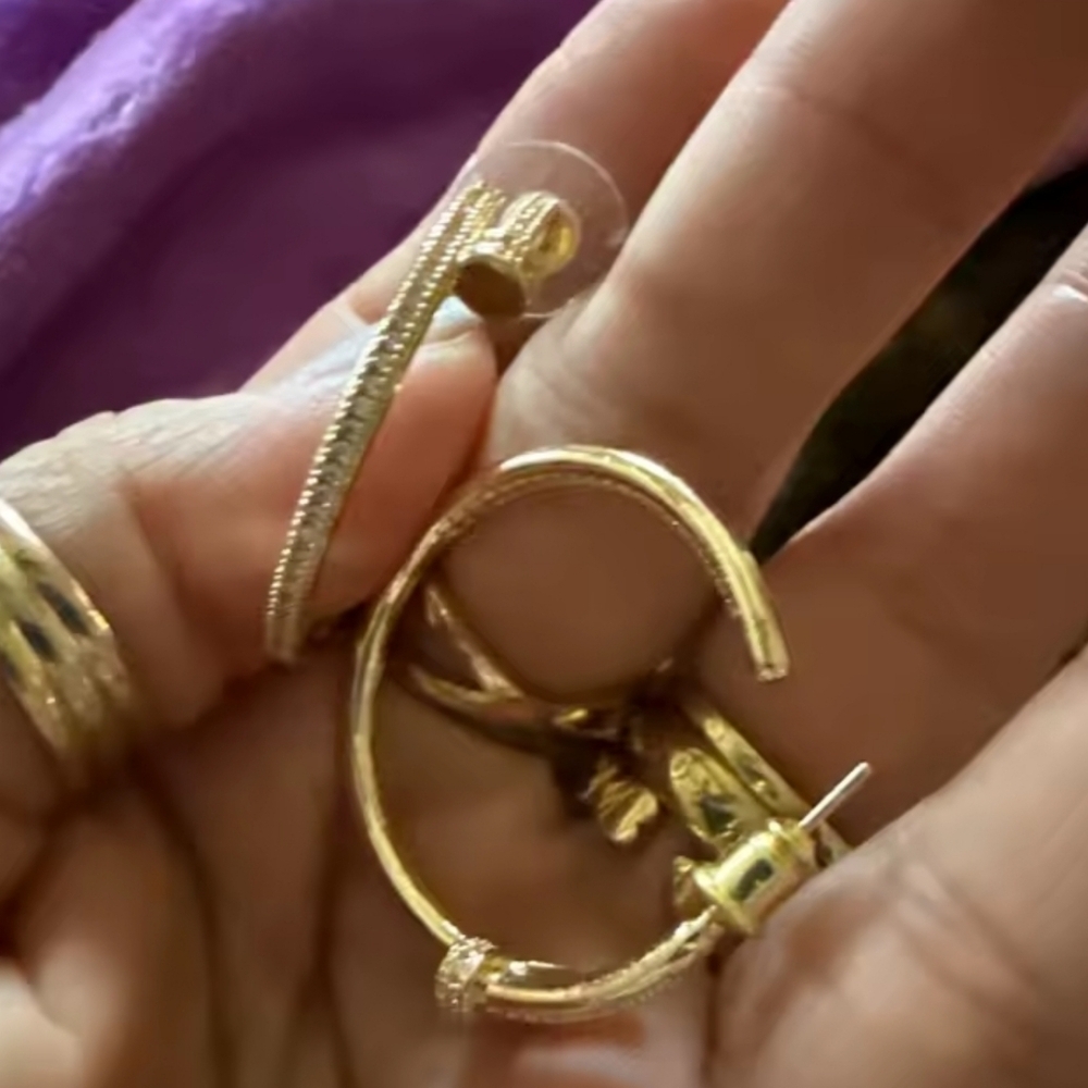 NEW Nail Hoop Earrings - Gold Or Silver - Picture 9 of 16